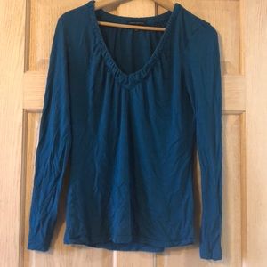 ❄️Banana Republic Teal Long Sleeve V Neck Tee